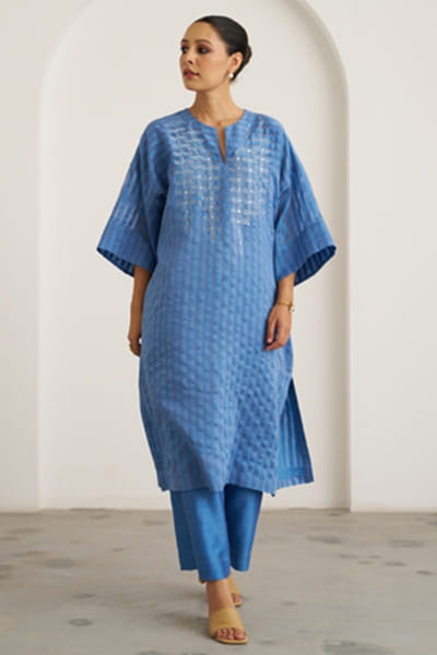 Blue embroidered striped kaftan set