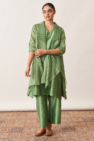 Vaaya Green silk chanderi overlay co-ord set VAAYMAY26D243759