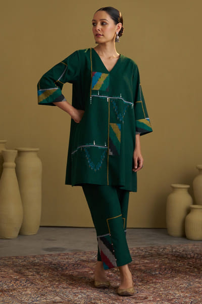 Green hand embroidered ikkat kurta set