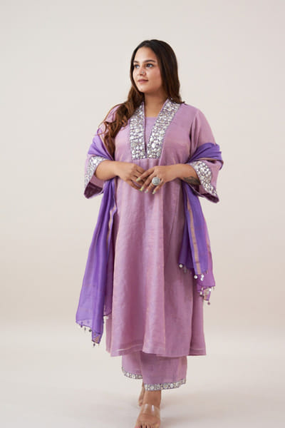Lavendar gota embroidered kurta set