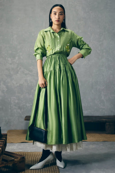 Ease Green pocket embroidered collared midi dress EASEMAY26D144491