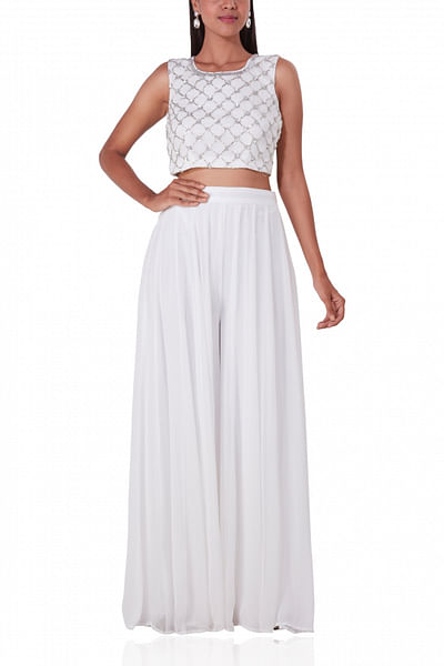 Embroidered crop-top with flared pants