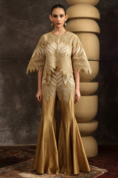 Ekru Beige embroidered co-ord set EKRUJUL26D150360
