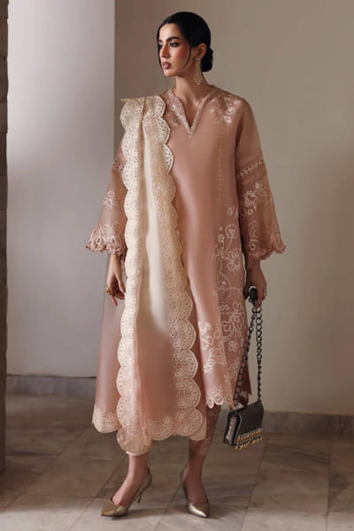Blush floral embroidery kurta set