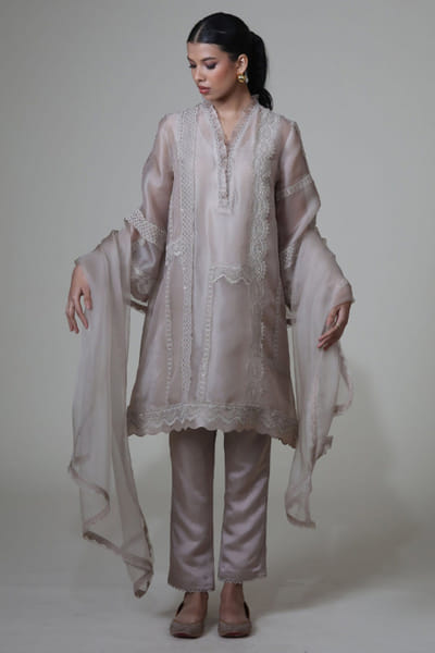 Sand lace organza dupatta