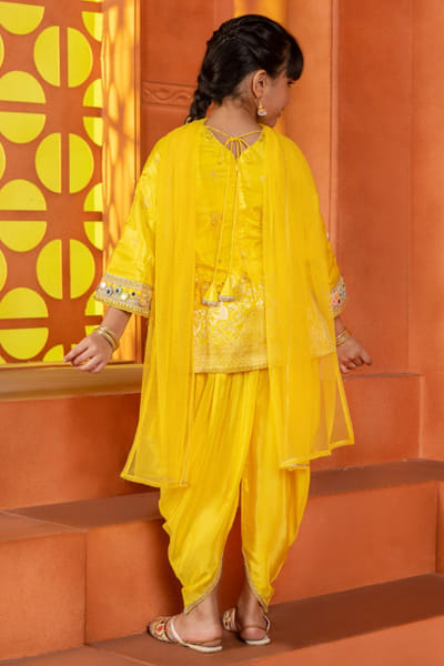 FreeSparrow Yellow zari embroidered dhoti kurta set FREEAPR26D143071