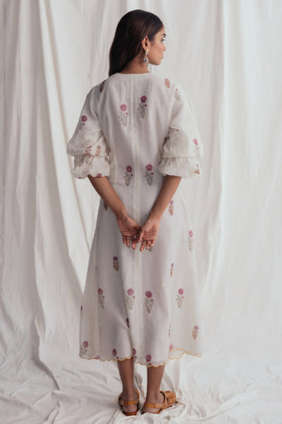 Jodi White floral print embroidered chanderi dress JODIJUN26D147981