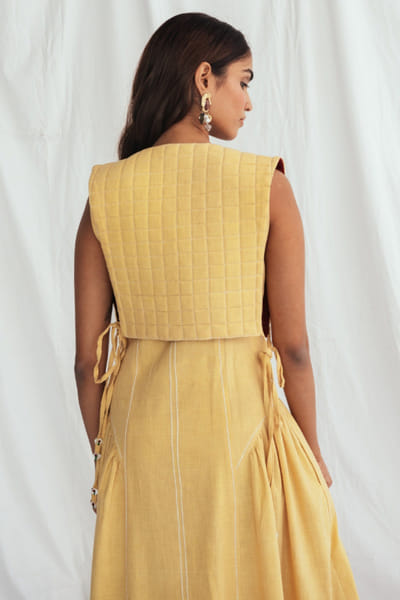 Jodi Yellow floral appliqué bib top JODIJUN26D147994