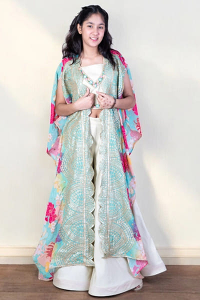 Multicolour floral printed cape set