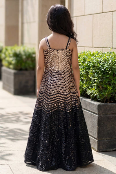 Fayon Kids by Preeti Jatia Gold and black sequin embroidered gown FAYOAPR26D143181