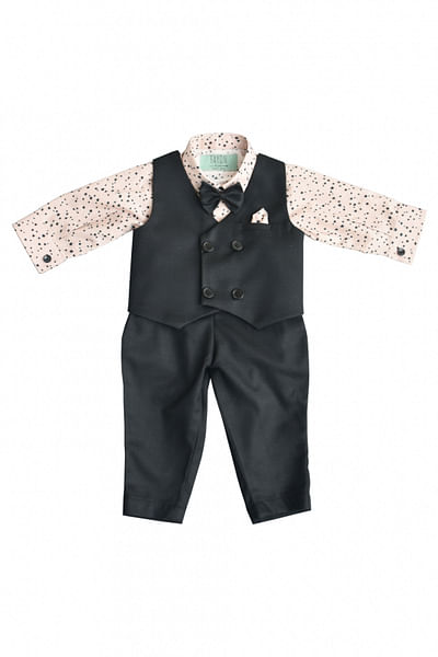 Peach printed shirt with black pant and waist coat