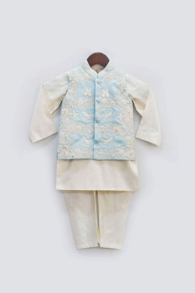 Blue embroidered bandi set