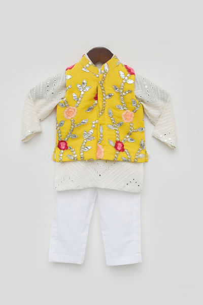 Embroidered jacket and kurta set
