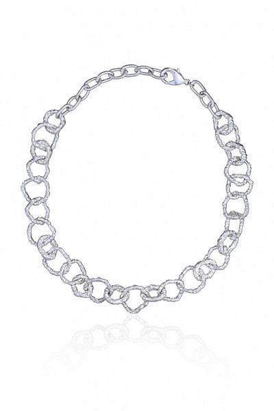 White chain link necklace