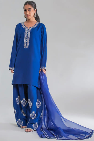 Khushboo & Pankaj Blue embroidered kurta and farshi salwar set KHUSAPR26D143307