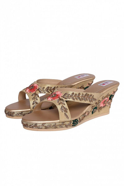 Floral embroidered platform heels