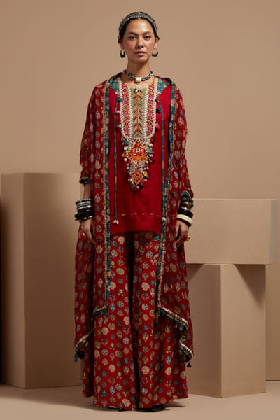 Aseem Kapoor Red mural printed sharara and kurta set ASEAPR25D124485