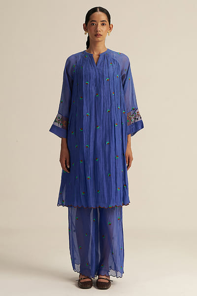 Gaach Blue floral embroidered tunic set GAACAUG26D153157
