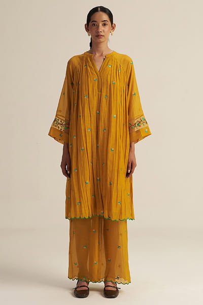 Gaach Mustard floral embroidered tunic set GAACAUG26D153156