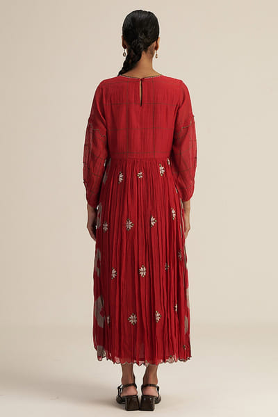 Gaach Red tie-dye embroidered maxi dress GAACJUL26D150900