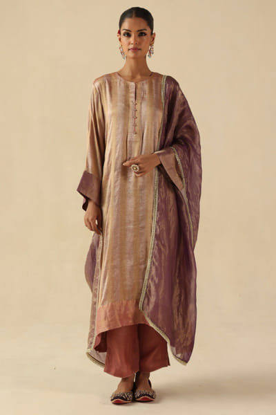 Begum Pret Rose striped zari kurta set BEGJUL25D132706