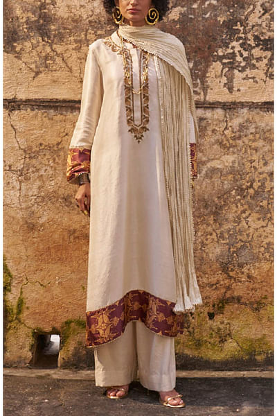 Ivory and maroon zardozi embroidered kurta set