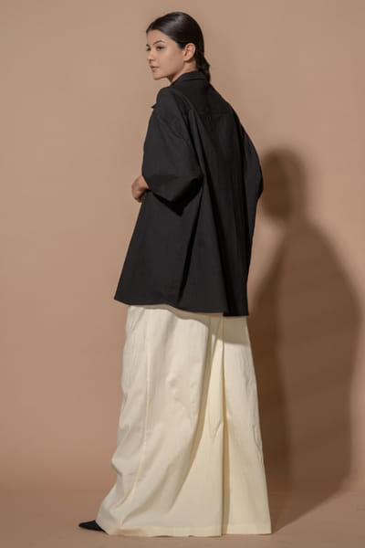Stoïque Black notch collared oversized shirt STOJUL26D148910