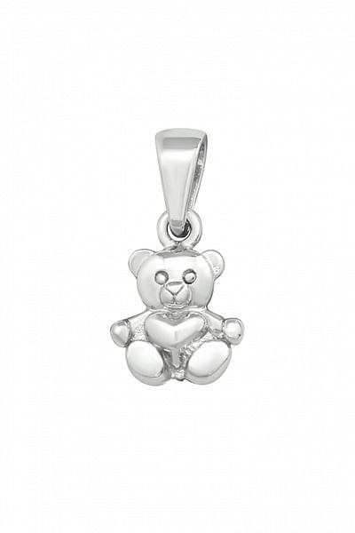 Silver bear shaped pendant