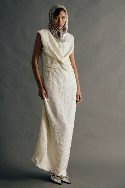 White textured dress