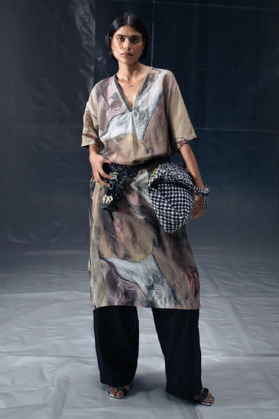 Multicolour abstract printed silk kaftan