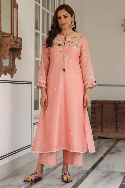 Peach 3D floral embroidered kurta set