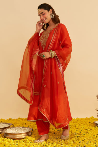 Sheetal Batra Burnt orange embroidered long kaftan set SHEAUG25D134255