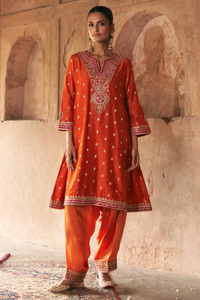 Sheetal Batra Burnt orange tilla embroidered choga set SHESEP25D135089