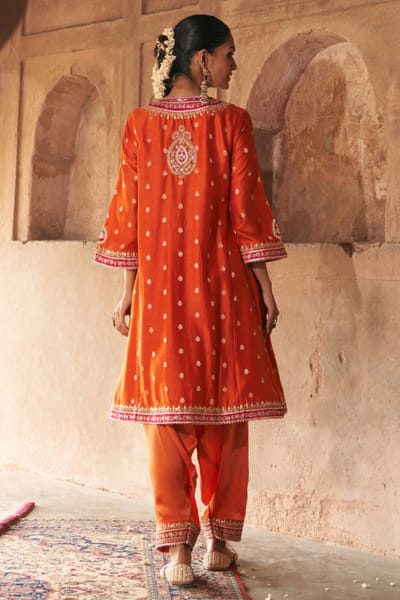 Sheetal Batra Burnt orange tilla embroidered choga set SHESEP25D135089