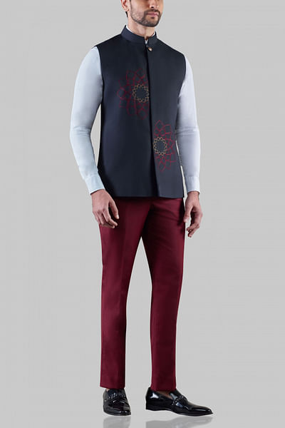 Embroidered bandi and trousers