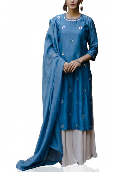 Blue embroidered chanderi kurta set