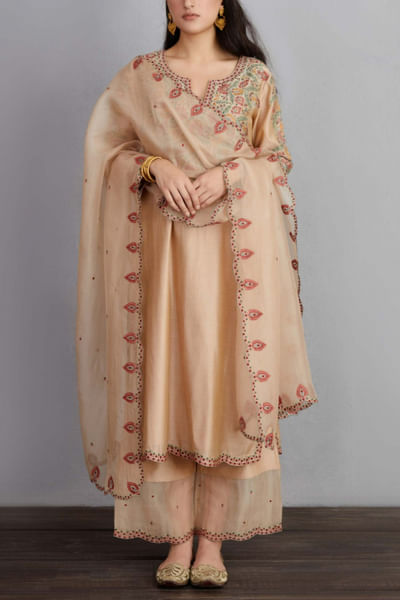 Embroidered kurta and farshi set