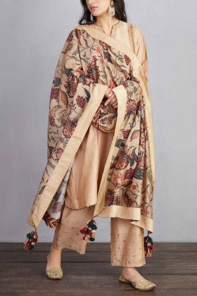 Beige kurta and farshi set