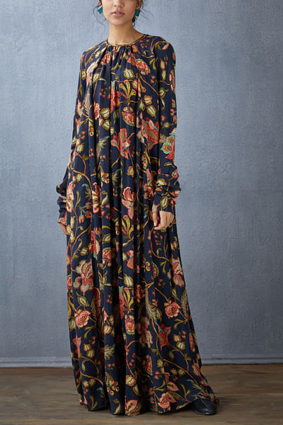 Black maxi dress