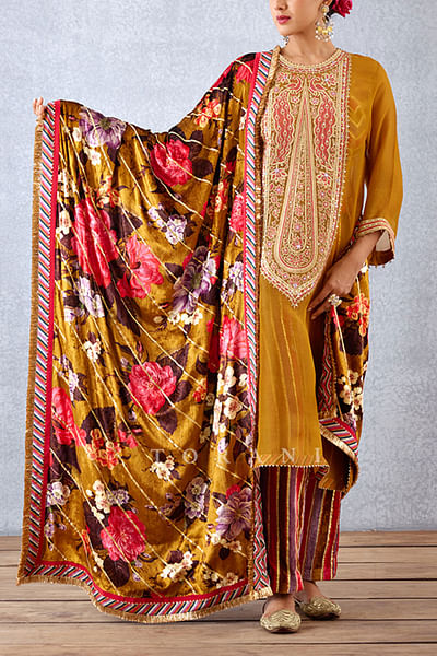 Floral print silk velvet doshala