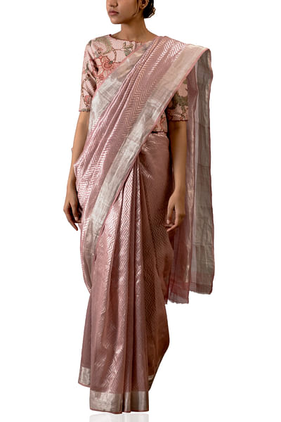 Pink sari with quilted blouse
