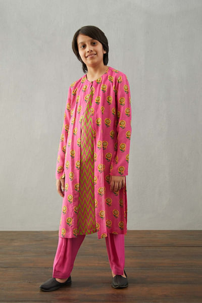 Pink kurta and pants