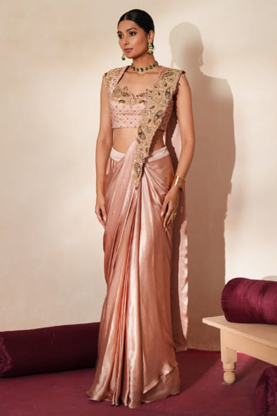 Isha Gupta Tayal Soft pink embroidered pre draped sari set ISHDEC25D133694