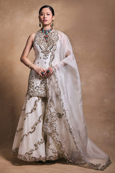 Ivory dori embroidered gharara set