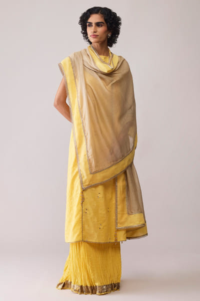 Yellow chanderi dupatta