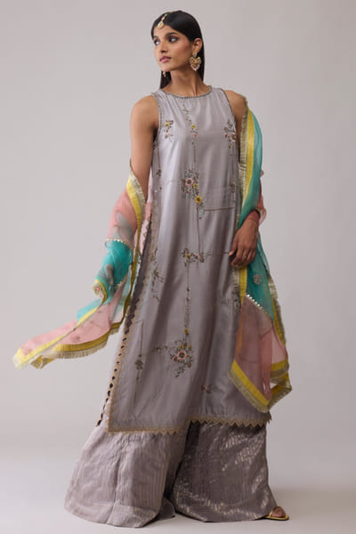 Grey zari-dabka embroidered kurta sharara set