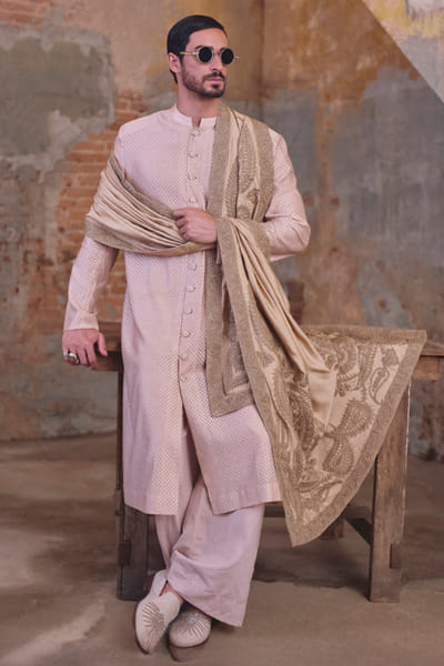 Mauve geometric woven front-open sherwani set
