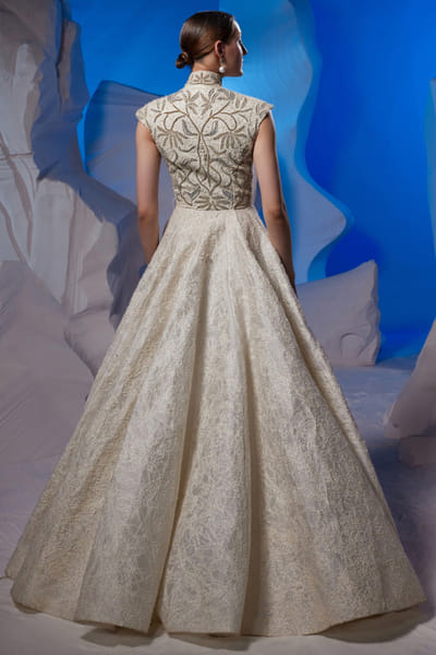 Samant Chauhan Off-white zardozi embroidery gown SMCOCT2311