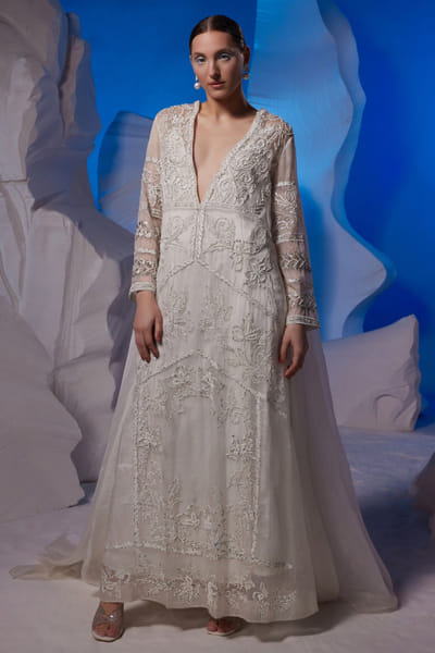 Off-white zardozi embroidered long kurta