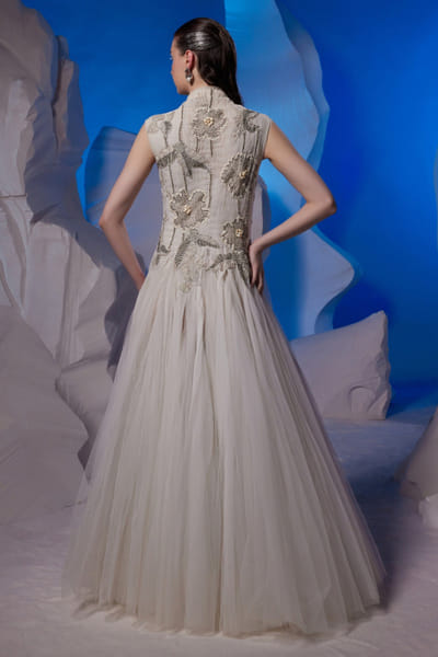 Samant Chauhan Off-white zardozi embroidery flared gown SMCOCT2321
